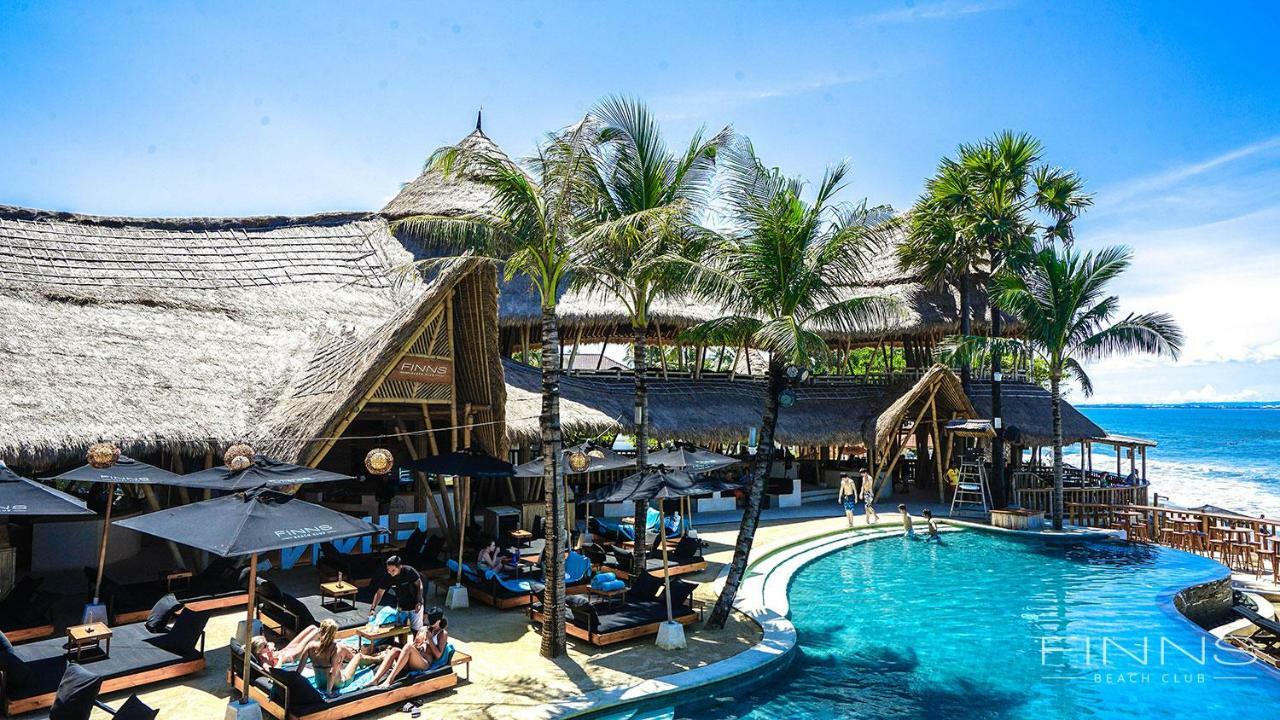 Villa Como Close To Finns Beach Club Kuta Lombok Buitenkant foto