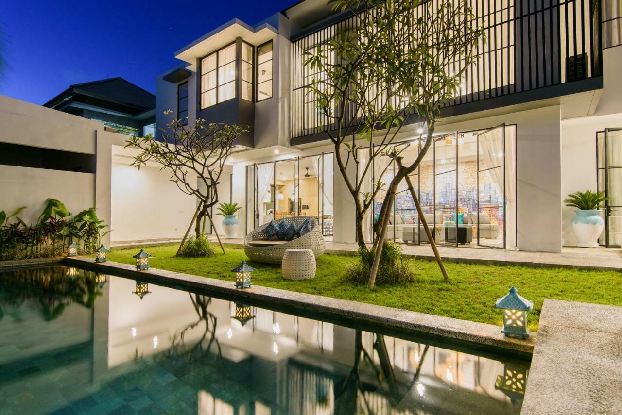 Villa Como Close To Finns Beach Club Kuta Lombok Buitenkant foto